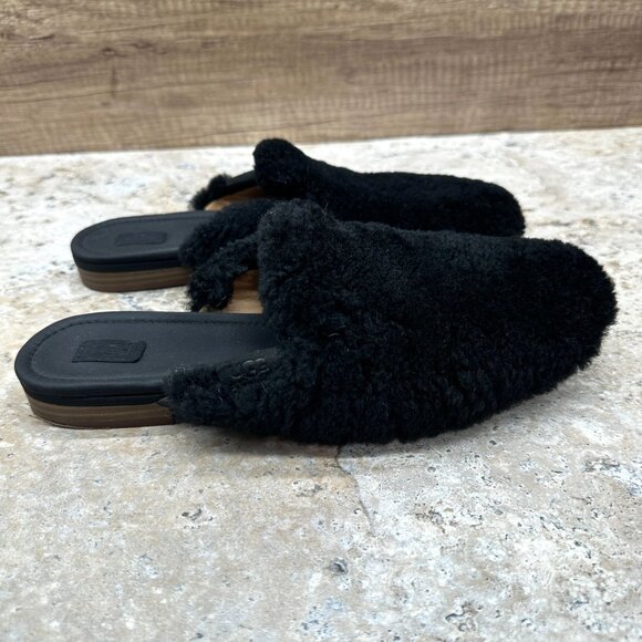 UGG Womens Janaya Cozy Mule Slides Size 8 EU 39 Black Fuzzy Leather - Picture 4 of 9